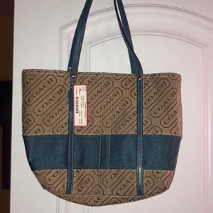 NWT Coach Purse Medium Sized